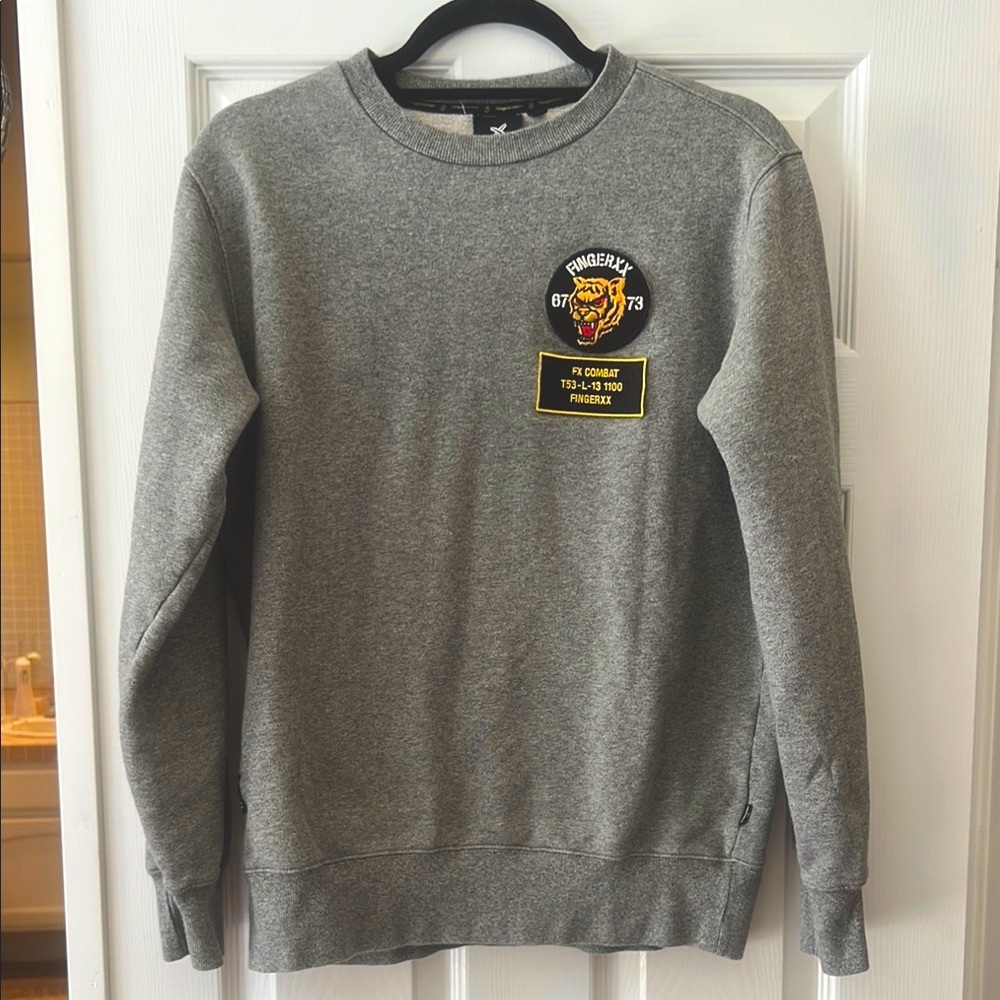 FingerXX Gray Crewneck Sweatshirt